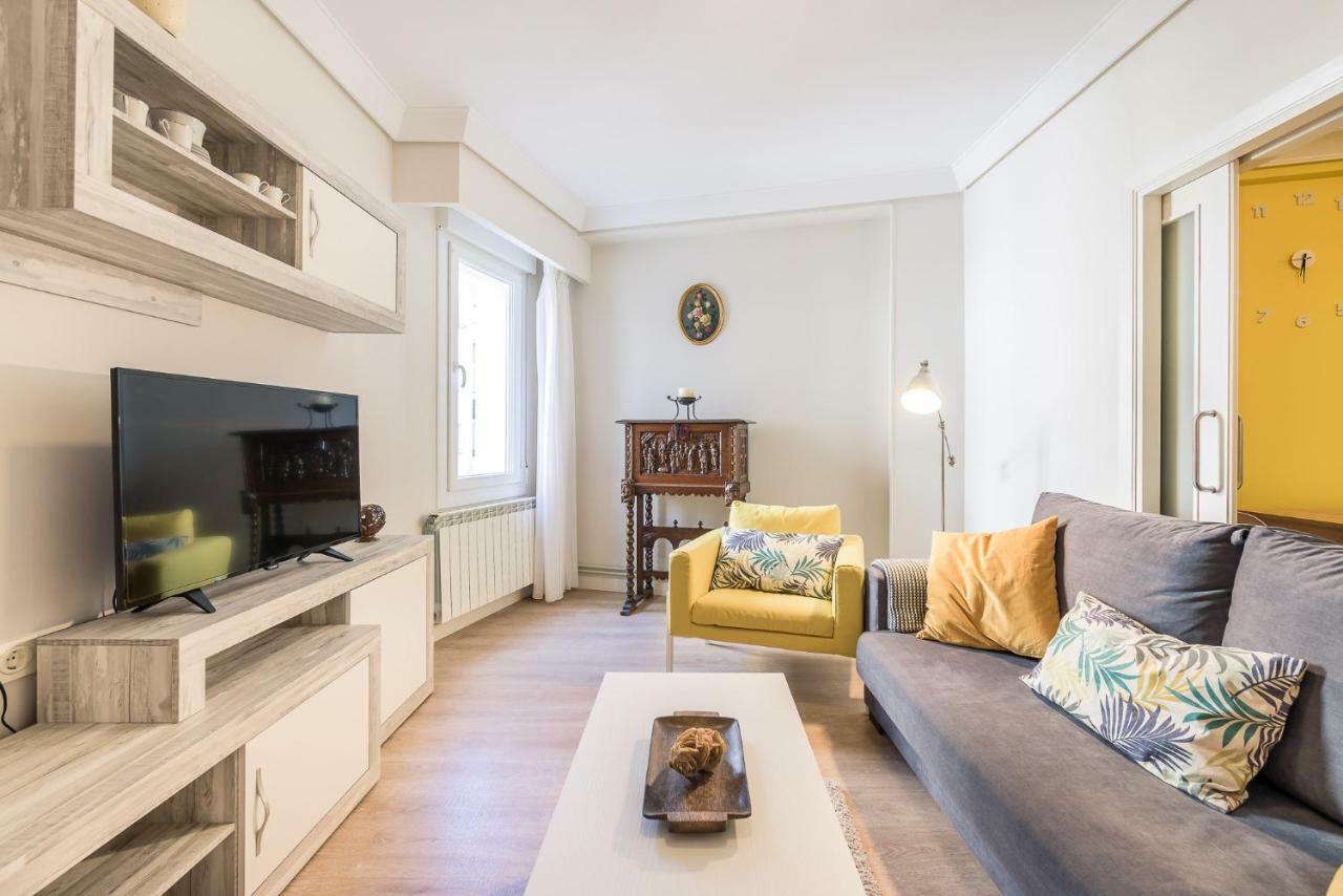 Apartamento Zurriola - Beachside Comfort *